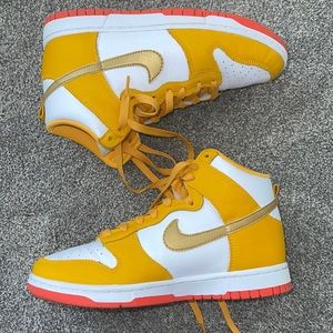 Womens Dunk High ‘University Gold & Orange’